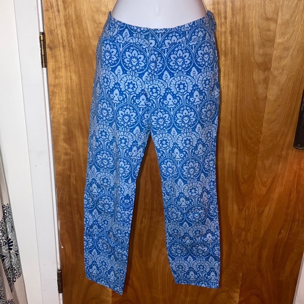 Old Navy Blue Print Cropped Pants Size 4